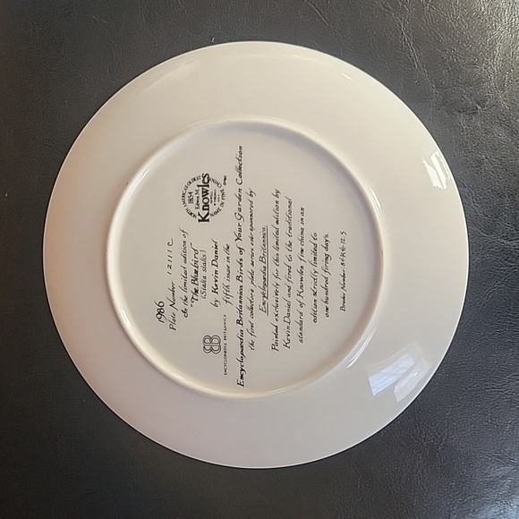 Vintage 1986 Edwin M Knowles, The Bluebird Collector Plate - Picture 2 of 3